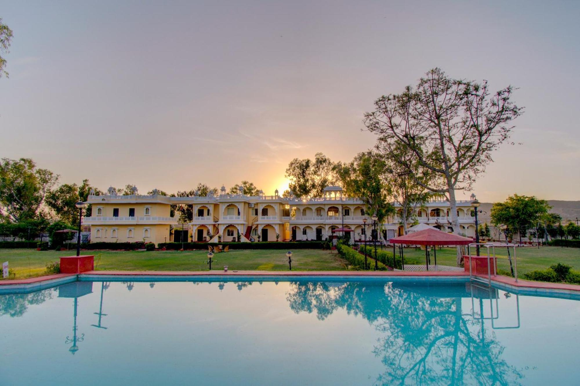 Palette - Rani Bagh Resort ジャイプール エクステリア 写真